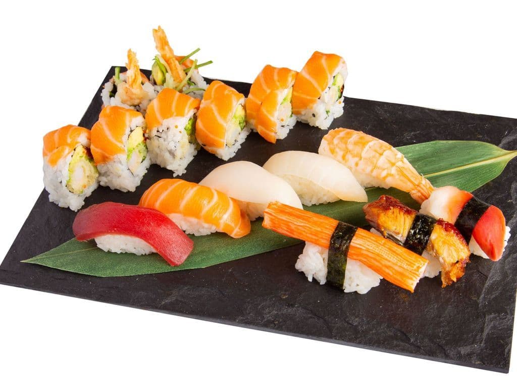 C03 Sushi Set C (16 pcs)