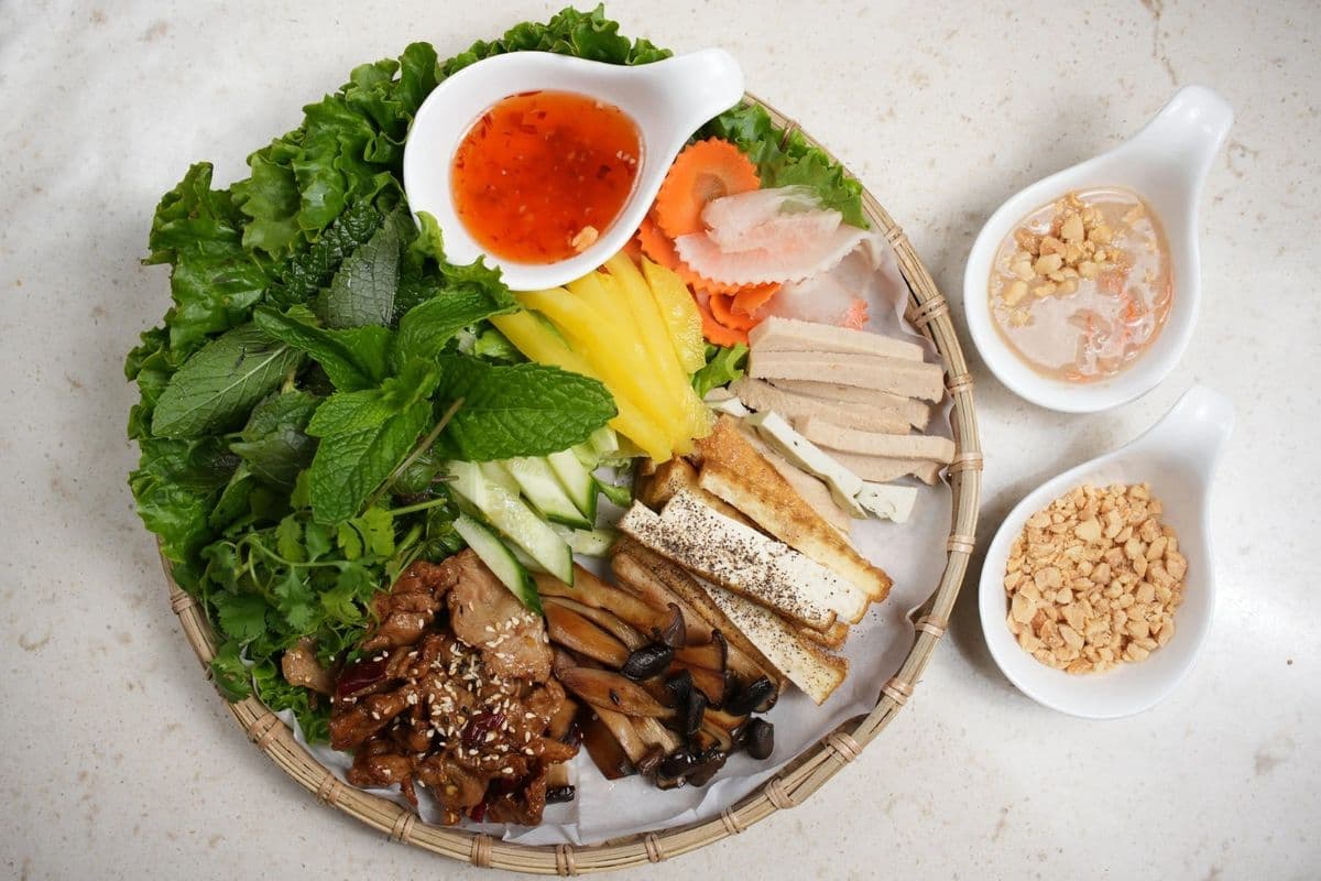 Hestia Salad Roll Platter