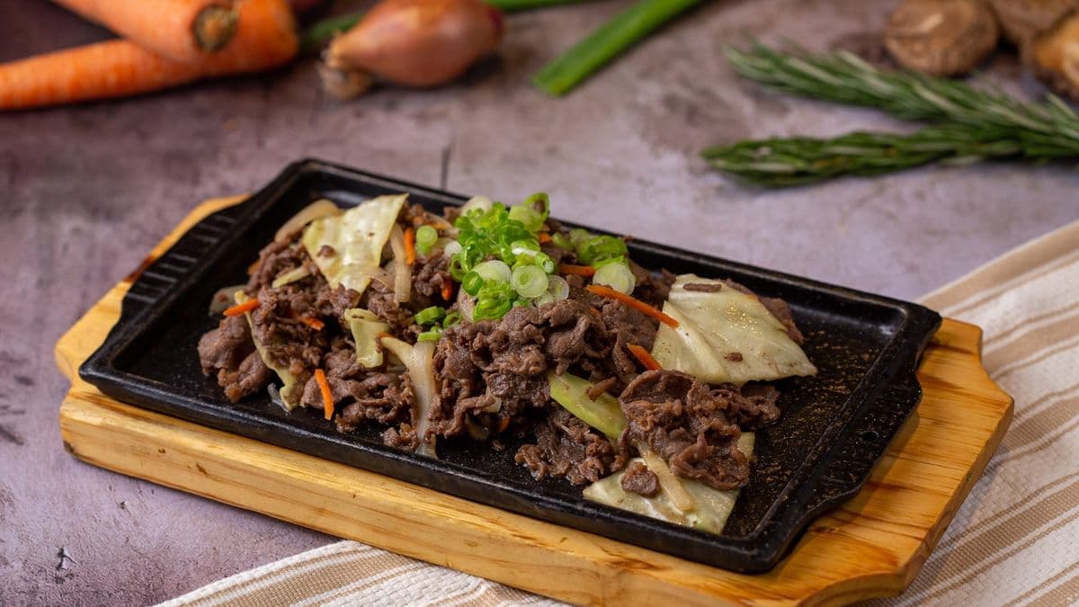 Bulgogi (Stir-Fried Beef)