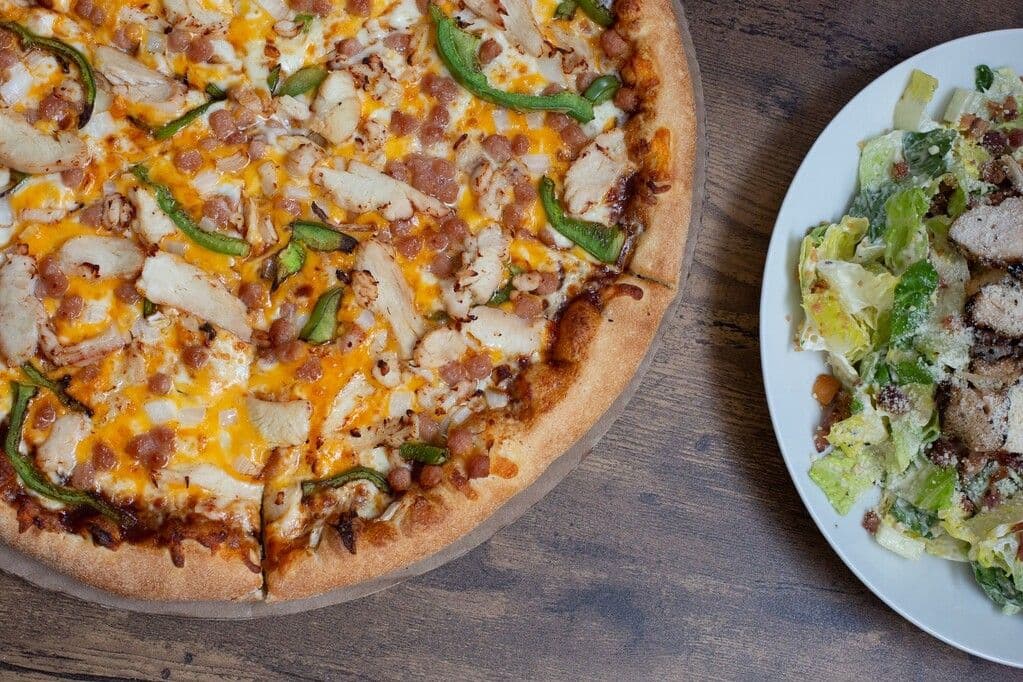15" BBQ Chicken Pizza