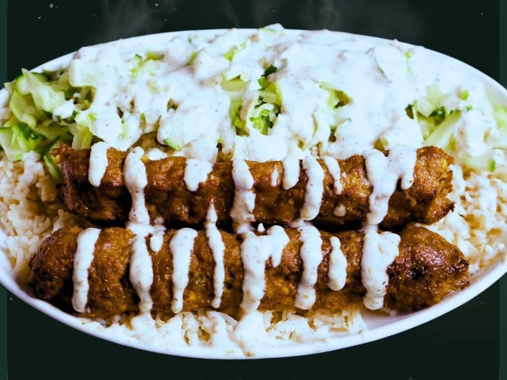 Kabab On Rice(Chicken/Beef)