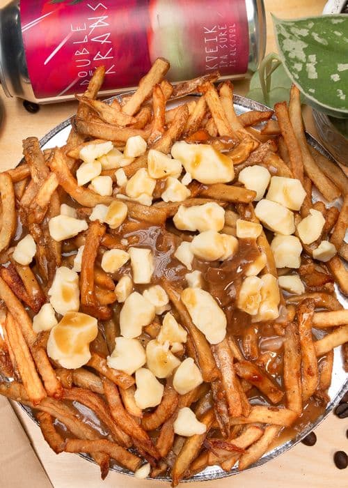 Grande Poutine classique