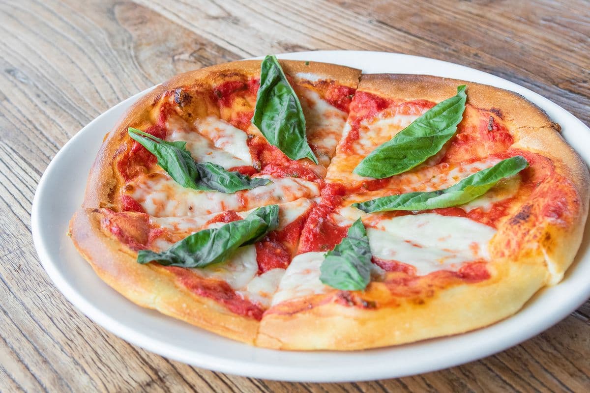 12'' Margherita Pizza (6 Slices)