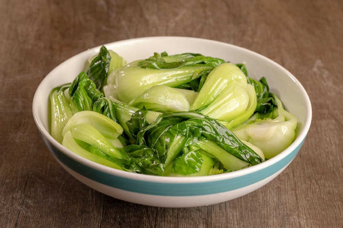 Stir Fried Boi Choi 清炒白菜苗