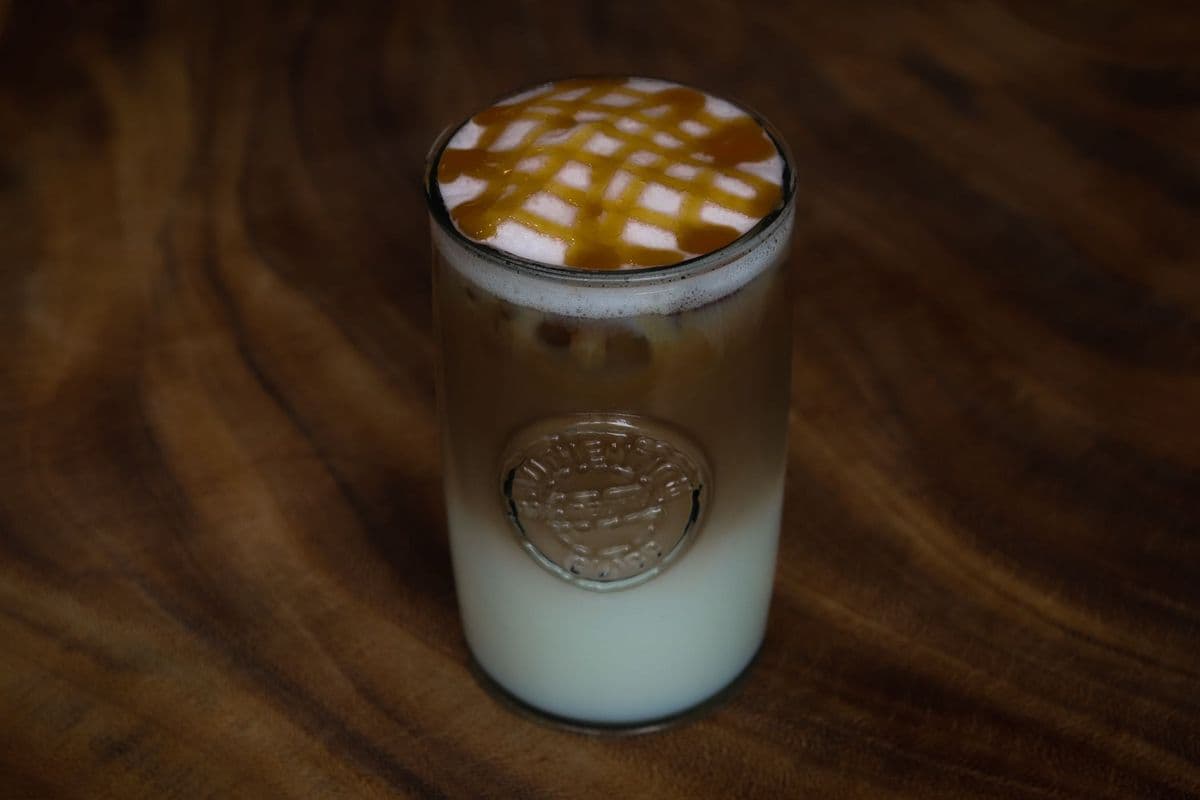 Iced Caramel Macchiato