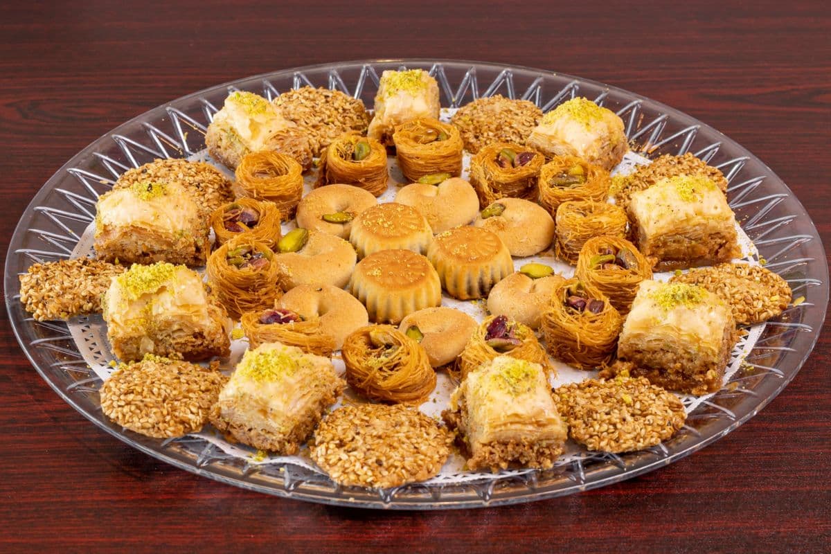 Middle Eastern Delights Tray Pastry (Assorted) (48 pcs)