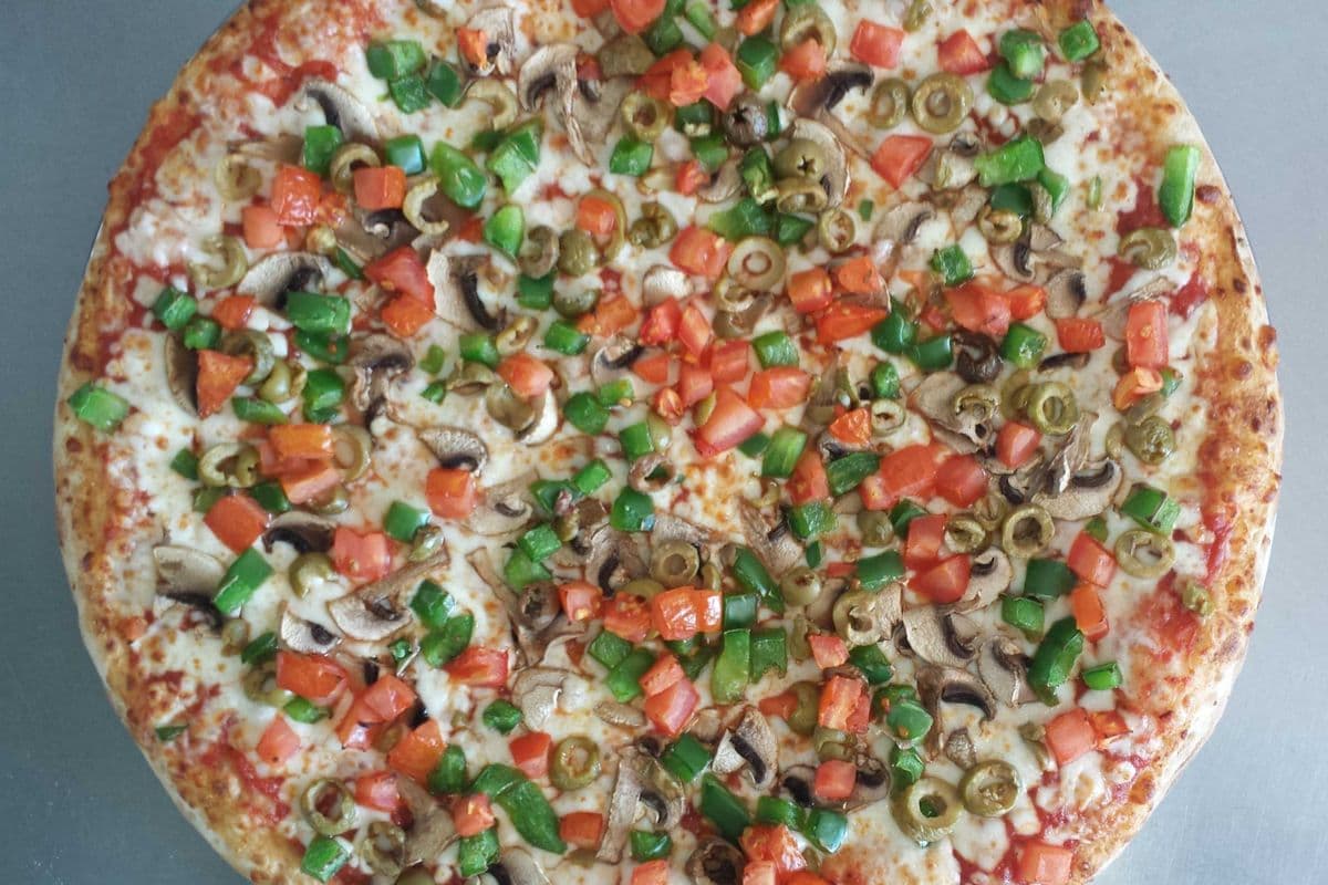 Canadian Veggie Deluxe Pizza