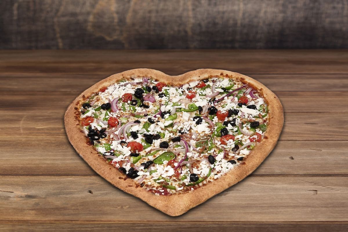 HEART Pizza Pan 16" Mediterranean Feast