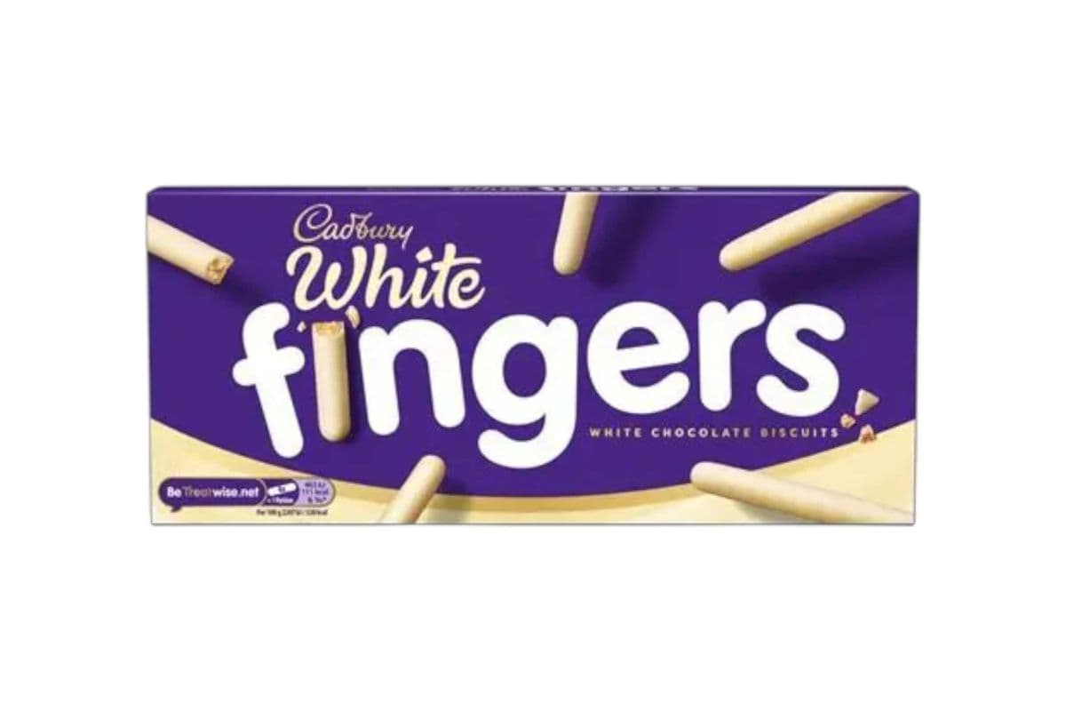 Cadbury White Chocolatey Fingers (Cookies) (114G) (114g) (160 Cal)