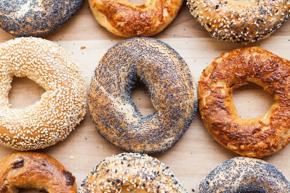 Demi douzaine bagels mélangés / Mix of Half Dozen Bagels
