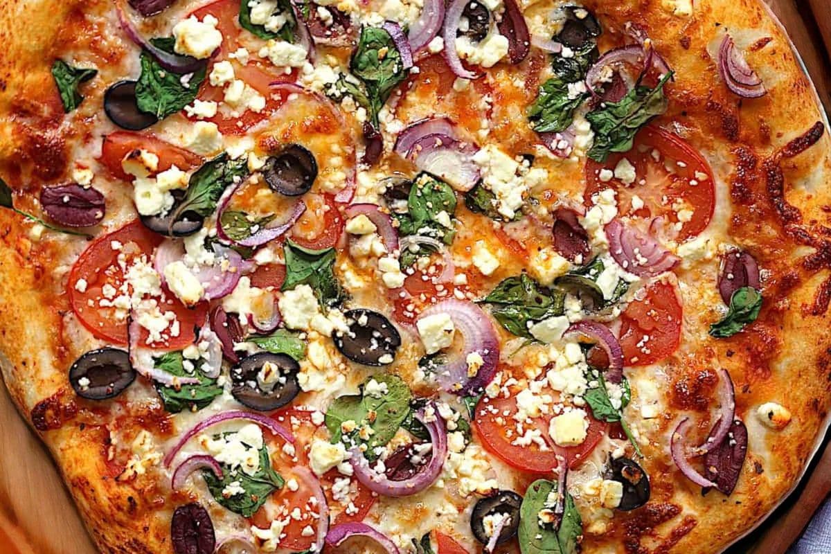12" Medium Mediterranean Pizza