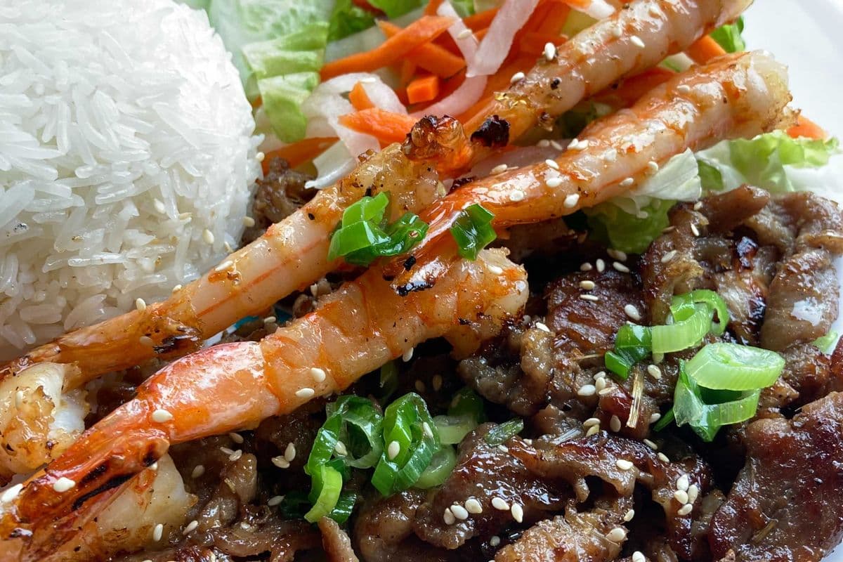 64. GRILLED PRAWN-SKEWERS, & PORK-SLICES
