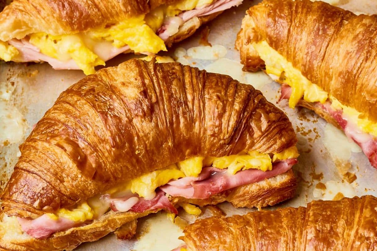 Ham or Turkey and Cheese Croissant