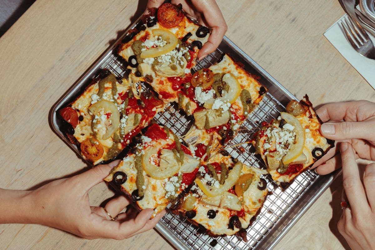 Mediterranean Pizza