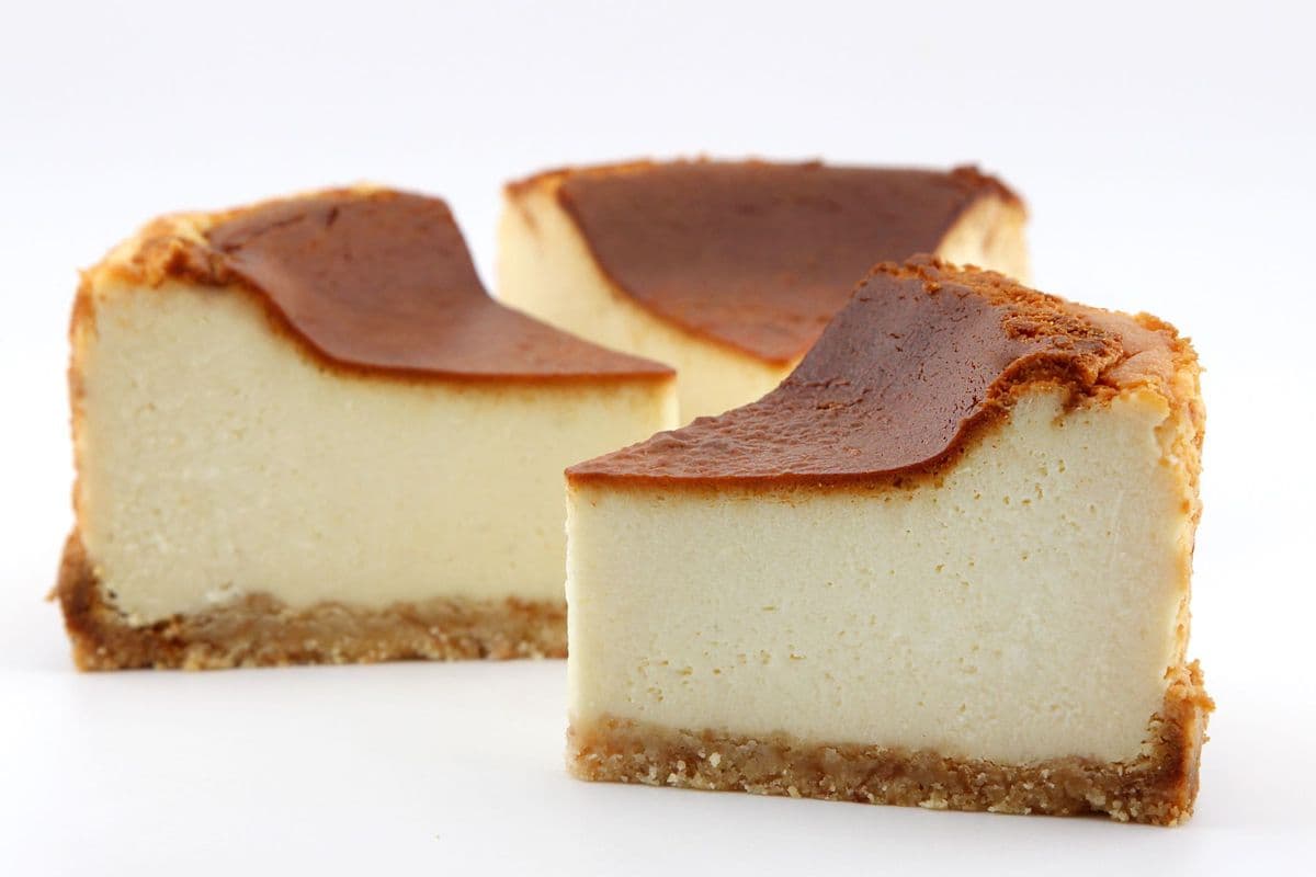 Classic New York Cheesecake