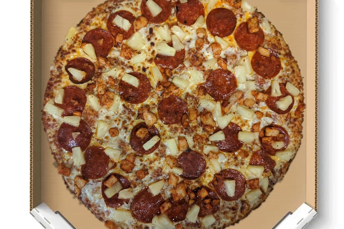 Medium Tropical Tandoori Pizza