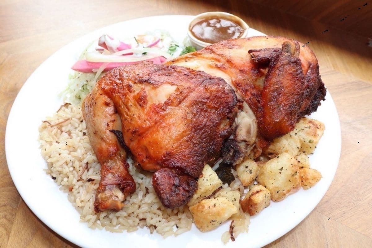 Assiette Demi-Poulet Rôti / Rotisserie Half-Chicken Platter
