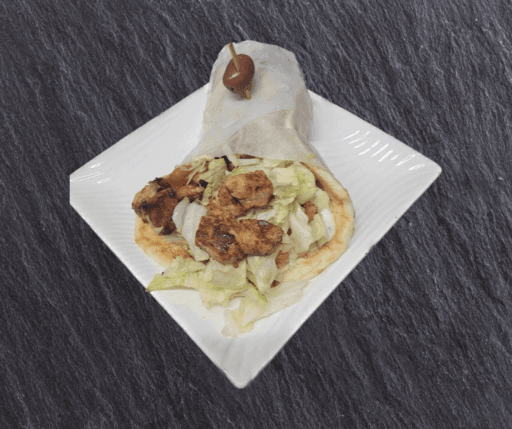 Souvlaki sur pita