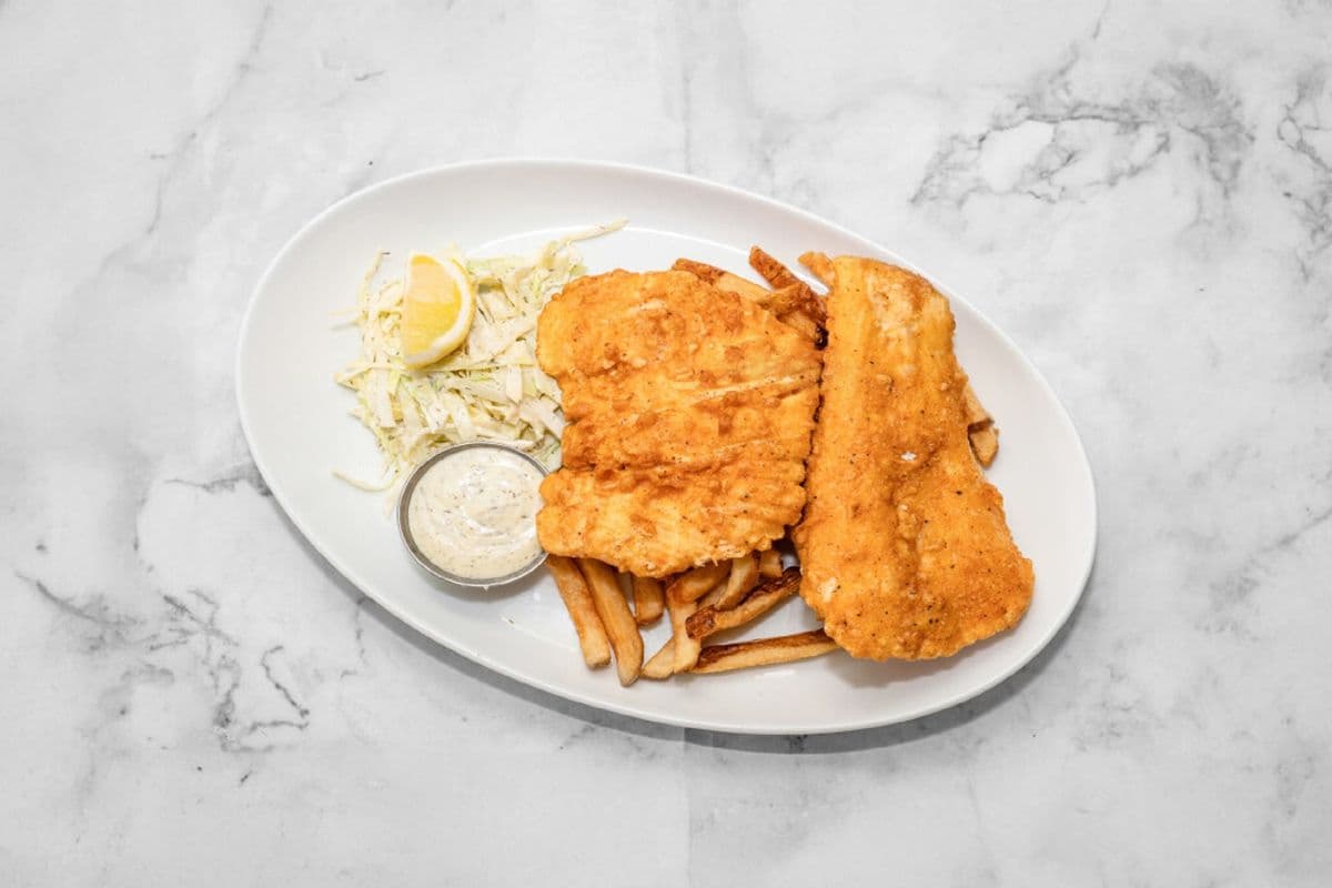 Northern Pacific Halibut (2Pc) & Chips