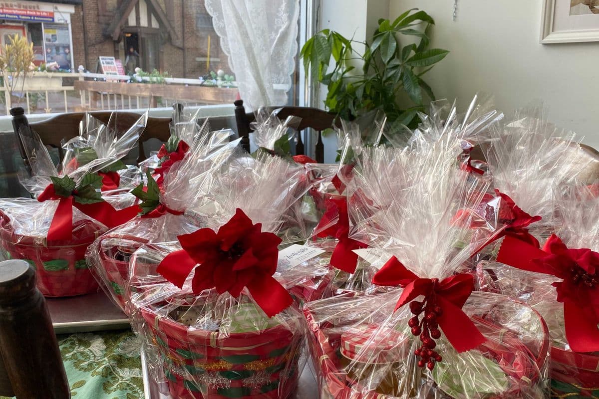 Medium Gift Basket