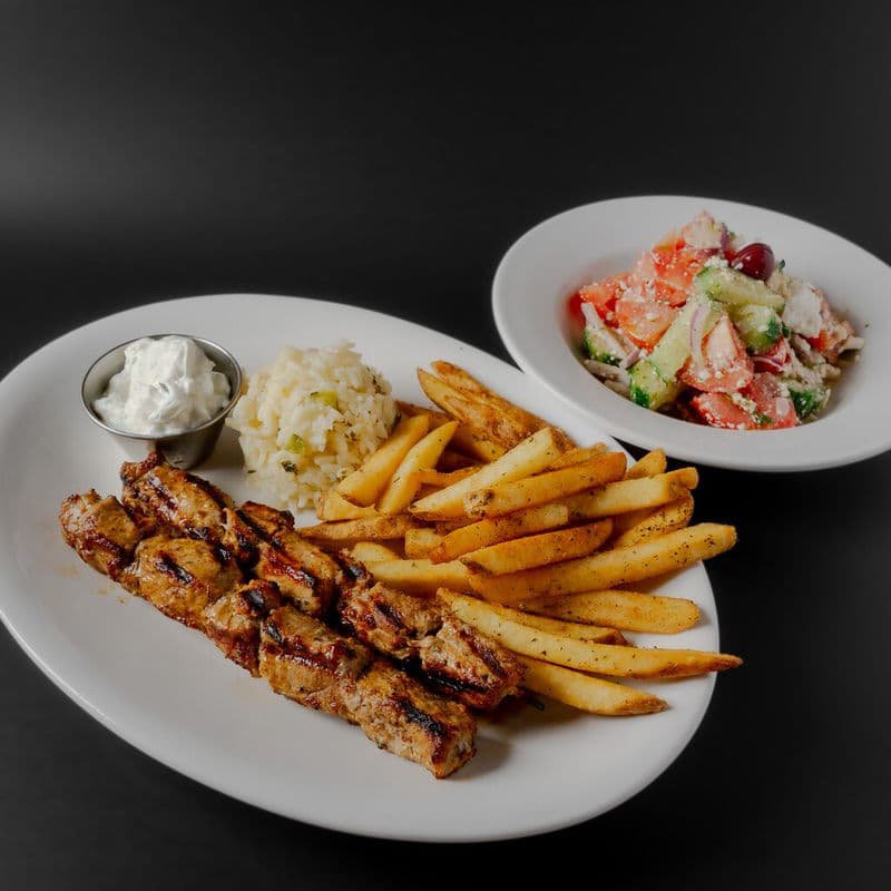 Pork Souvlaki Plate / Plats souvlaki de porc