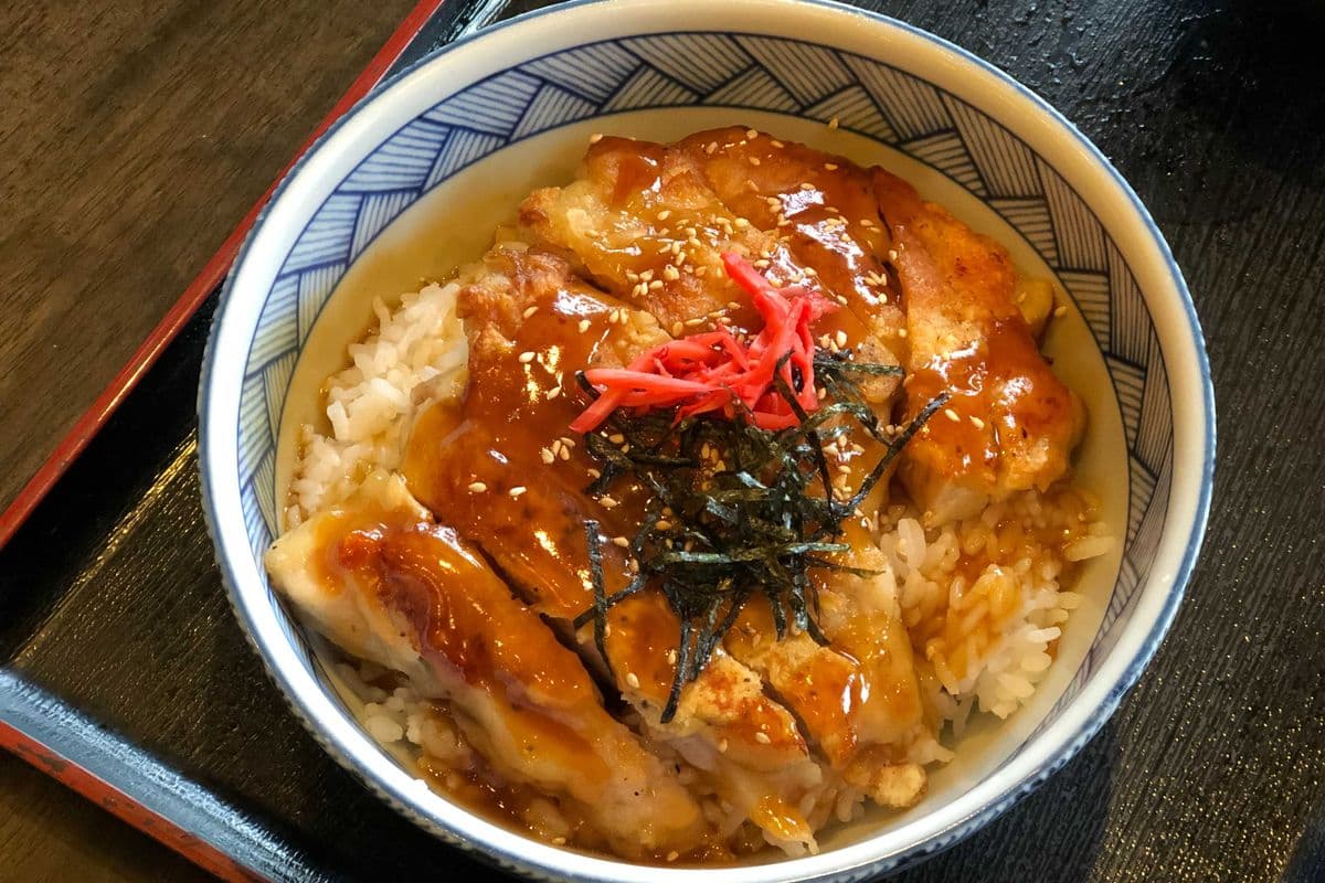 Chicken on Rice with Teriyaki Sauce 日式照燒雞排飯