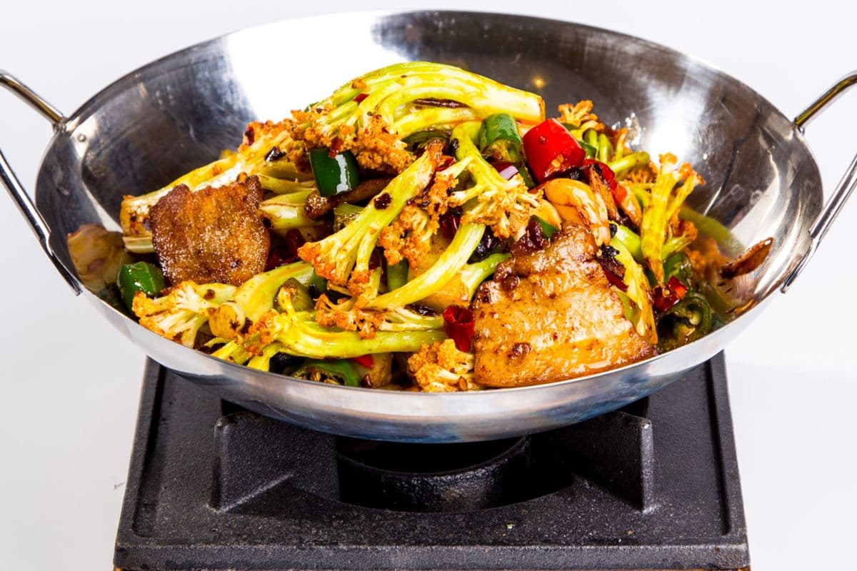 177. Stir-Fried Cauliflower with Sliced Pork - 干锅椰菜花
