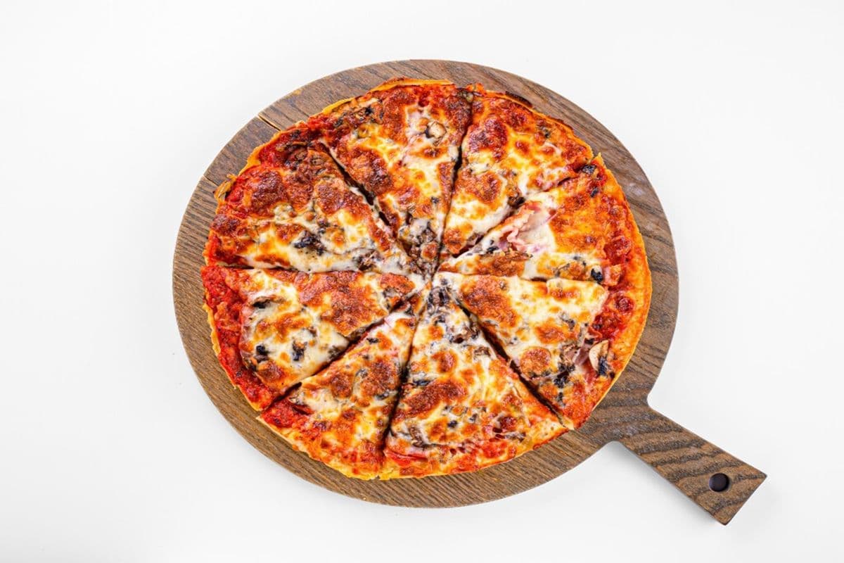 9. 10" Medium Bacon, Pepperoni, and Mushroom Pizza