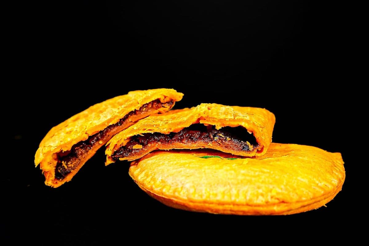 Jamaican Chicken Patty (1pc)