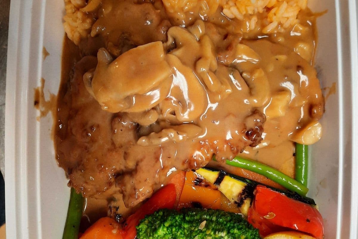 Mushroom Chicken Marsala Dinner