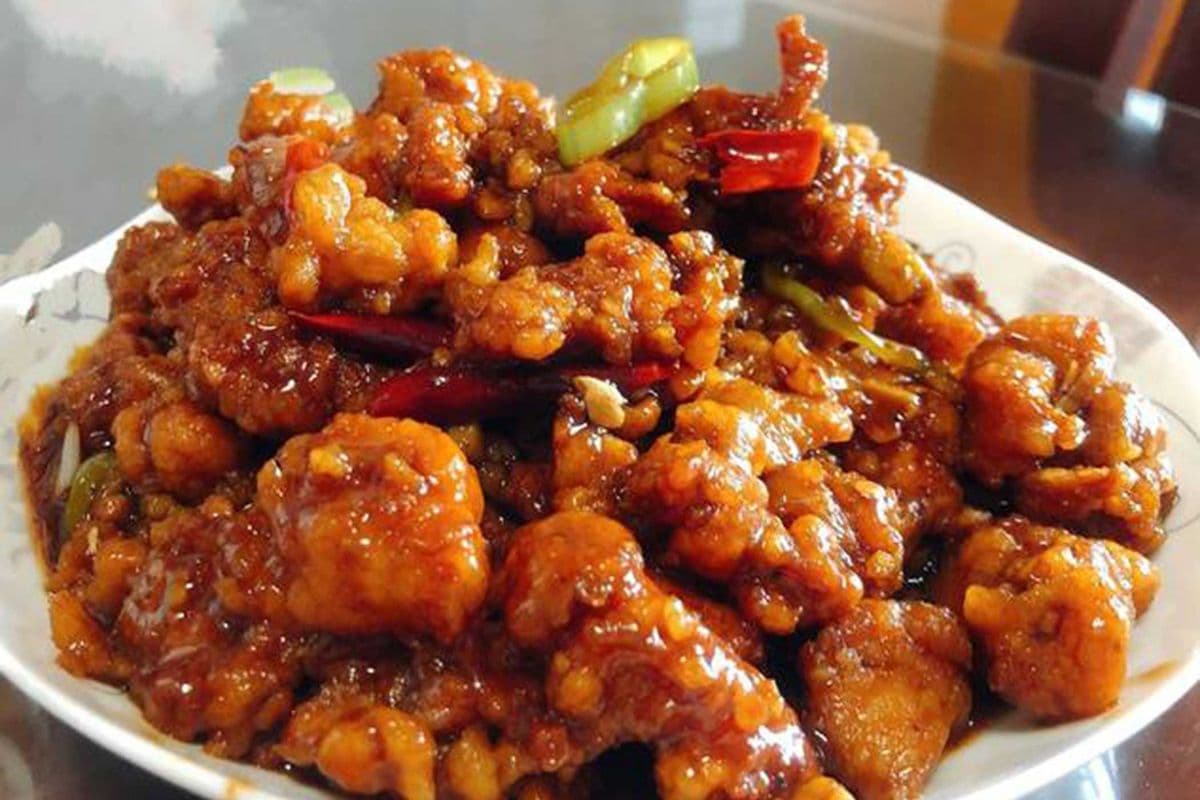 6. General Tso's chicken(左宗棠鸡)