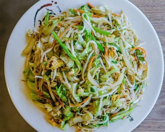 Vegetable Fried Noodle 素炒面 (含鸡蛋)