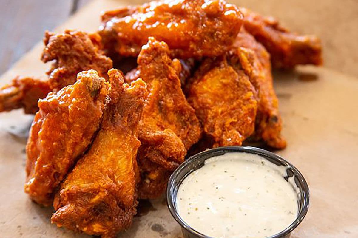 1lb of Wings