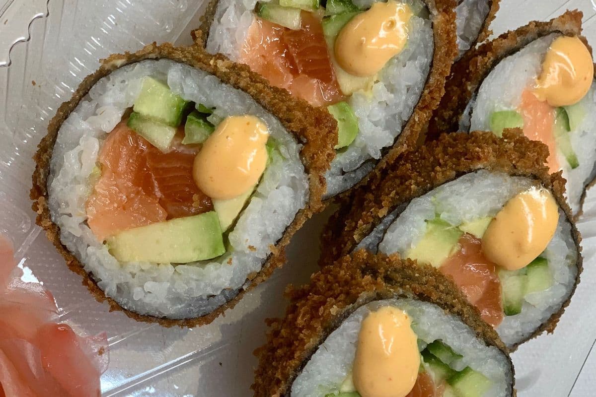 S9. Deep-Fried Salmon Roll