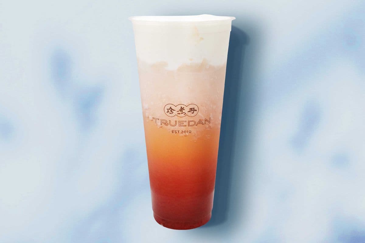 Grapefruit Sparkling Water with Macchiato