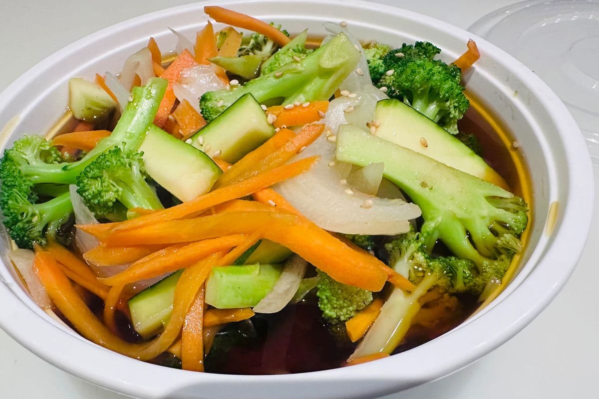 P9.Veggies Yaki Udon Soup