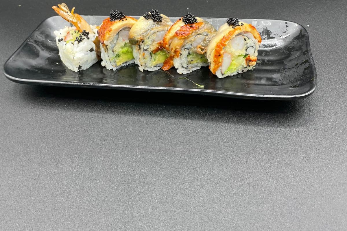 607 Black Dragon Roll