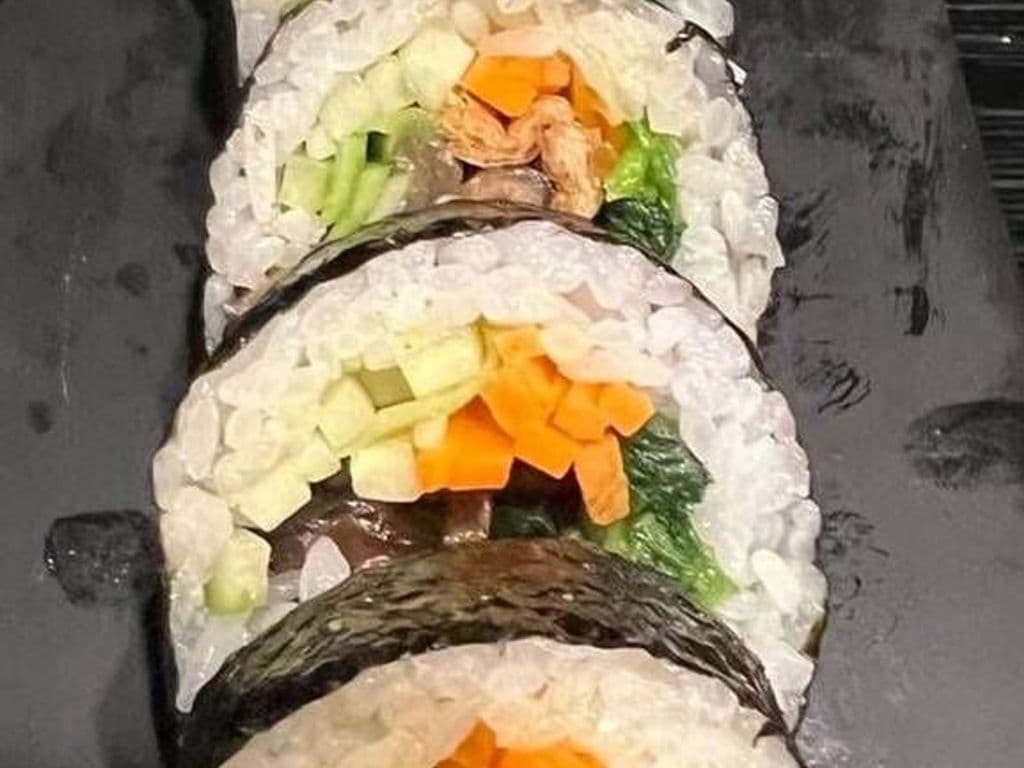 Korean Vege Gib Bab (Rolls)