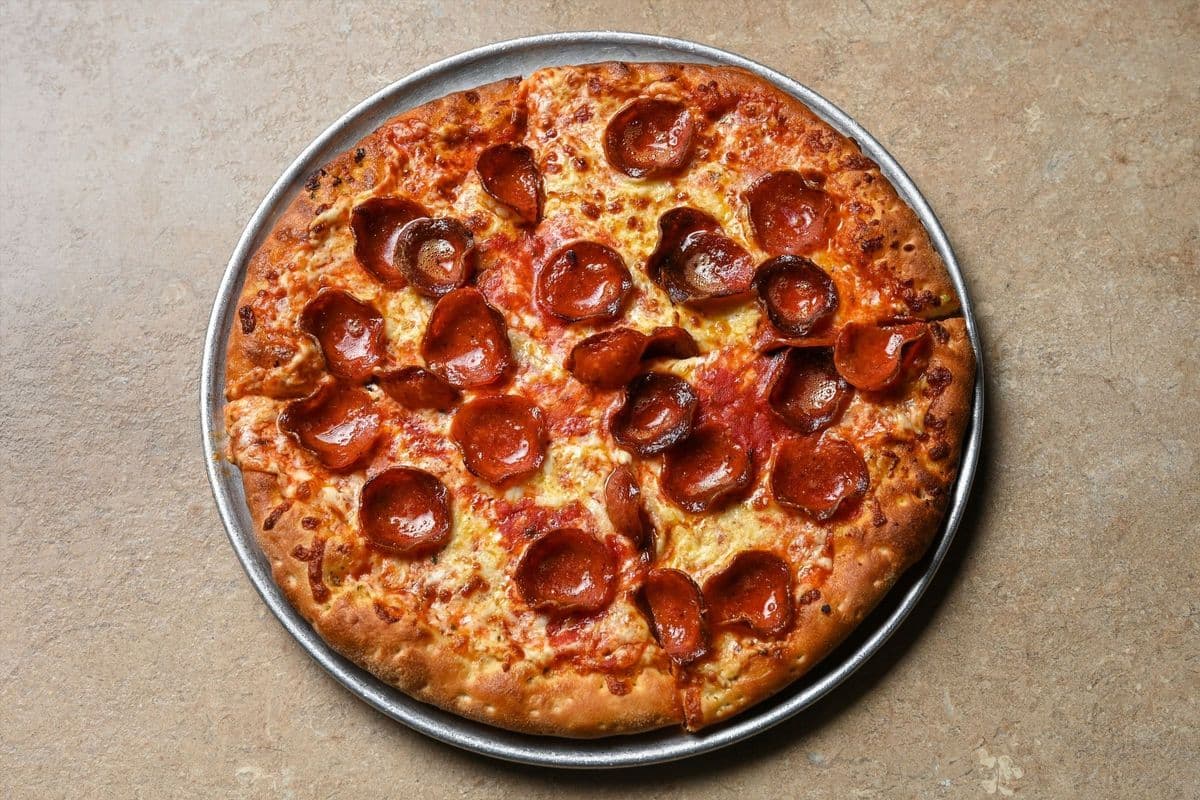 2 Pizza 10'' Pepperoni et Fromage / 10'' Pepperoni and Cheese Pizza