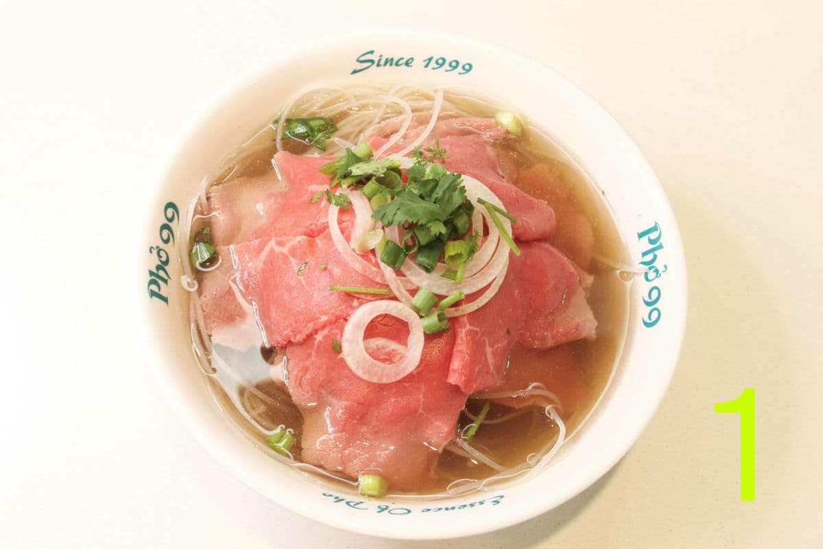 1. Phở Steak