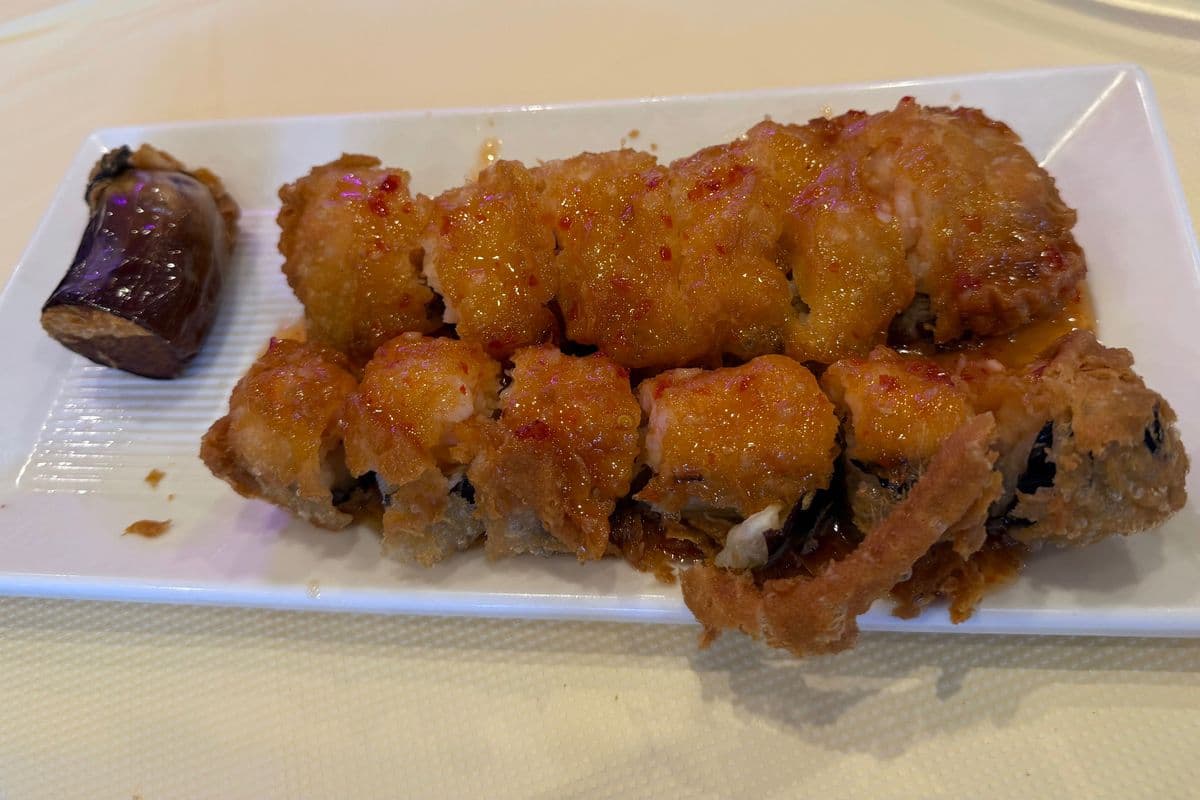 A34 Deep-Fried Eggplant with Shrimp Paste百花原條釀茄子