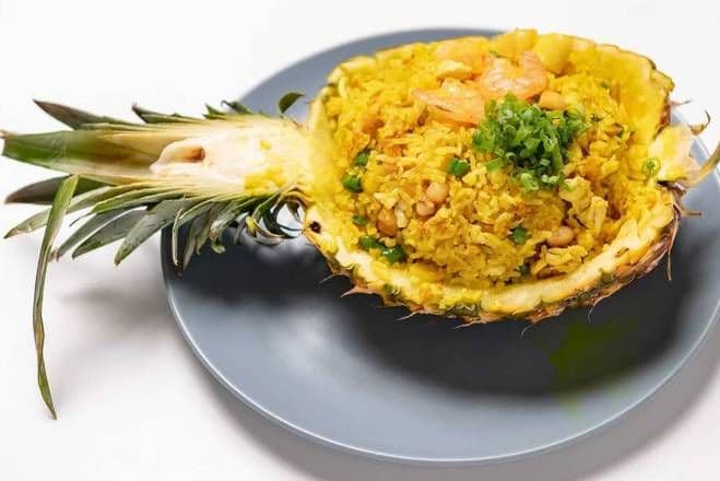 Pineapple Seafood Chicken Fried Rice