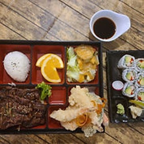 Supreme Bento Box