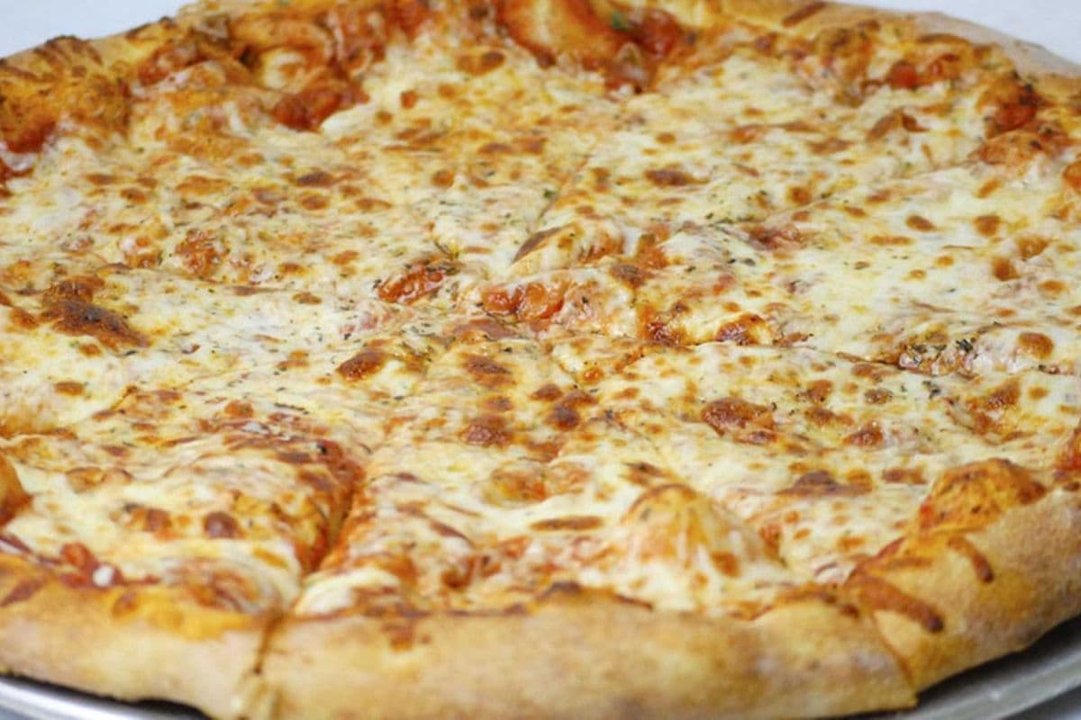 X-Large Four Formaggio Pizza