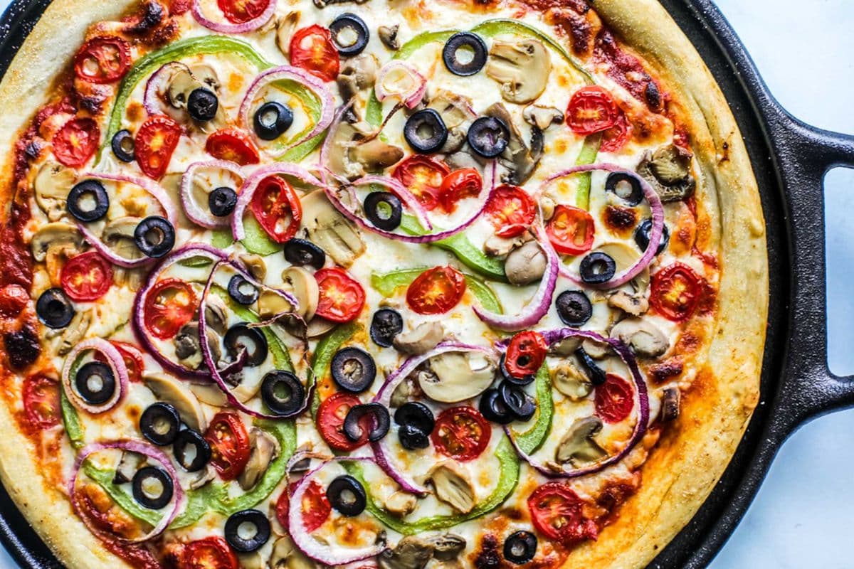 Deluxe Pizza