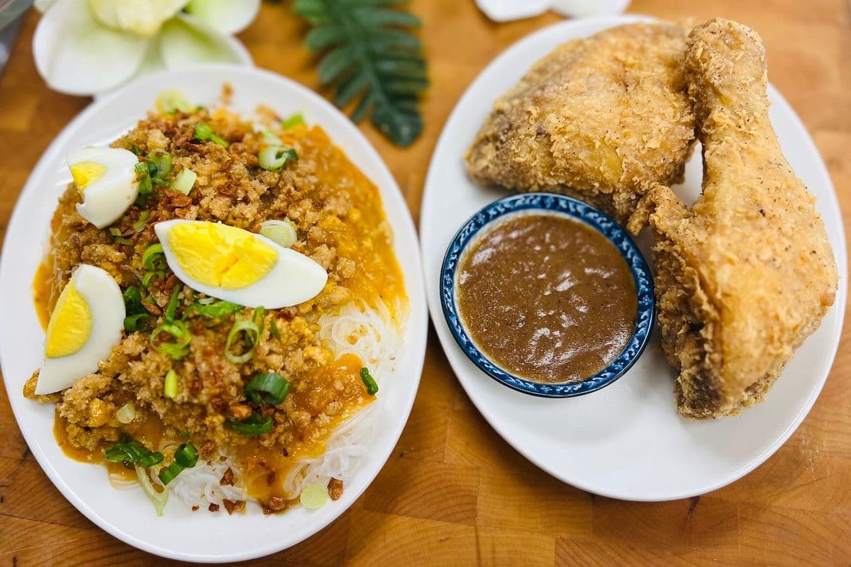 Fried Chicken & Special Palabok