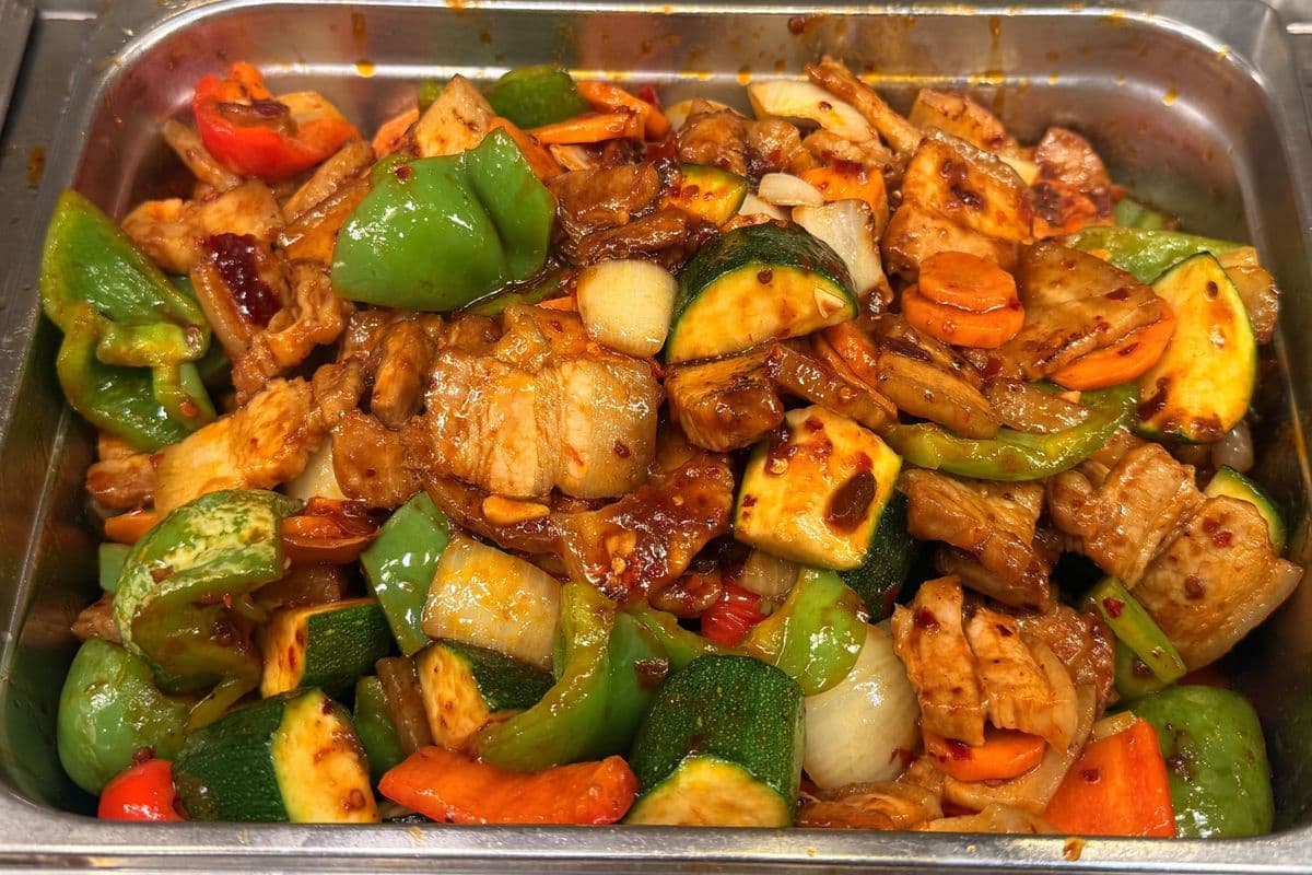 Spicy Pork Belly - 回锅肉 - Regular Size (6*6*3 inch Container )