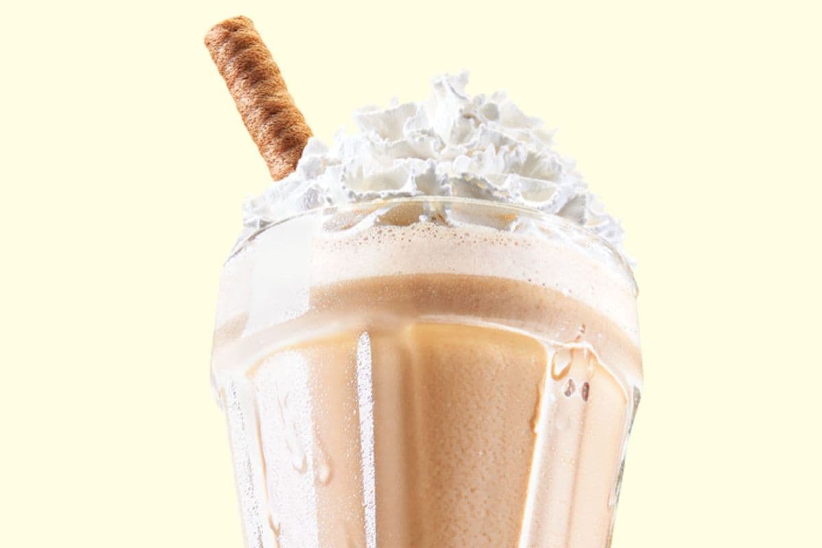 Iced cappuccino (380 Cals.)