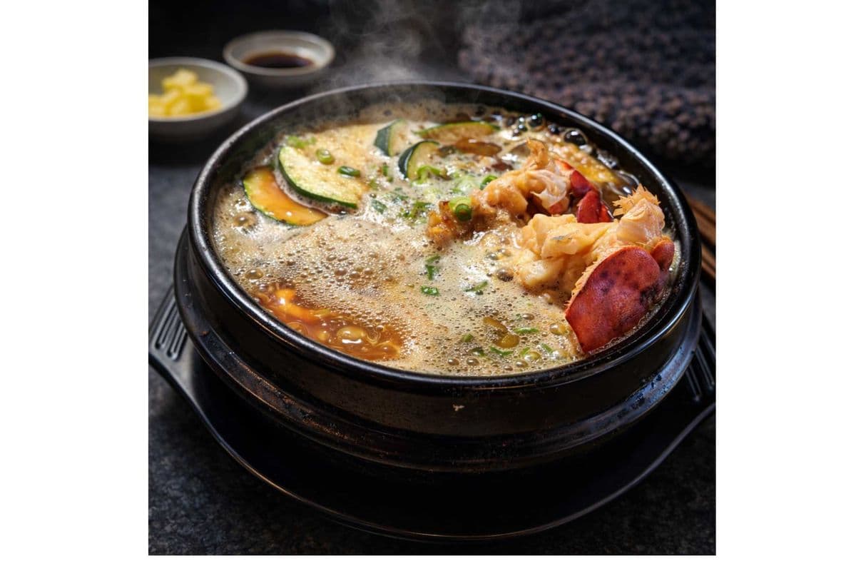 Lobster Miso Soup (32oz)(Not Gluten-Free)