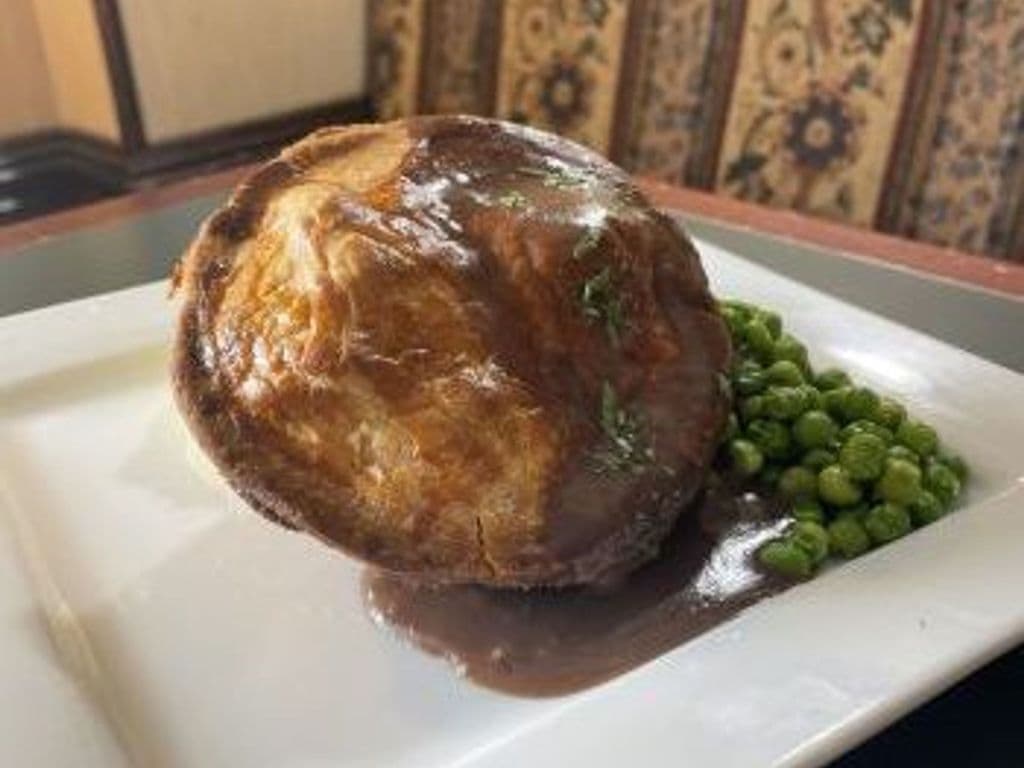 Steak & Mushroom Pie